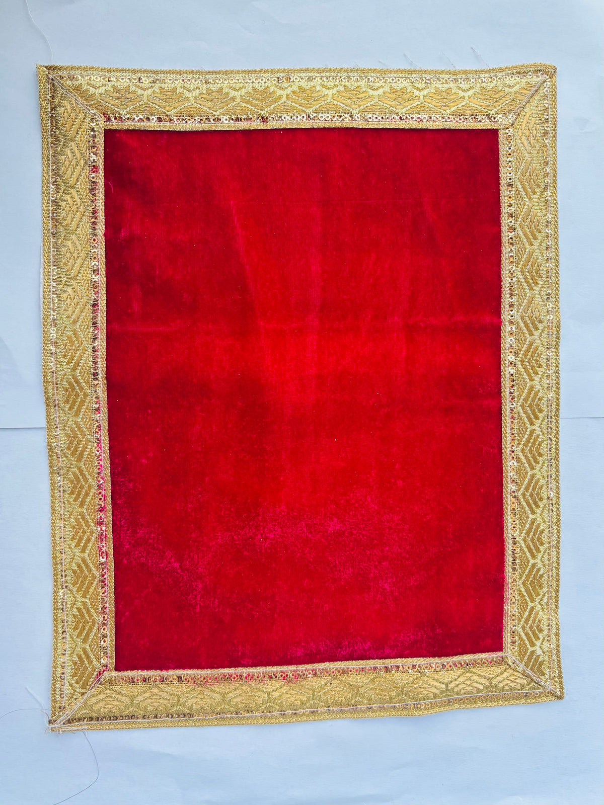 Valvet Aasan (30x23cm)