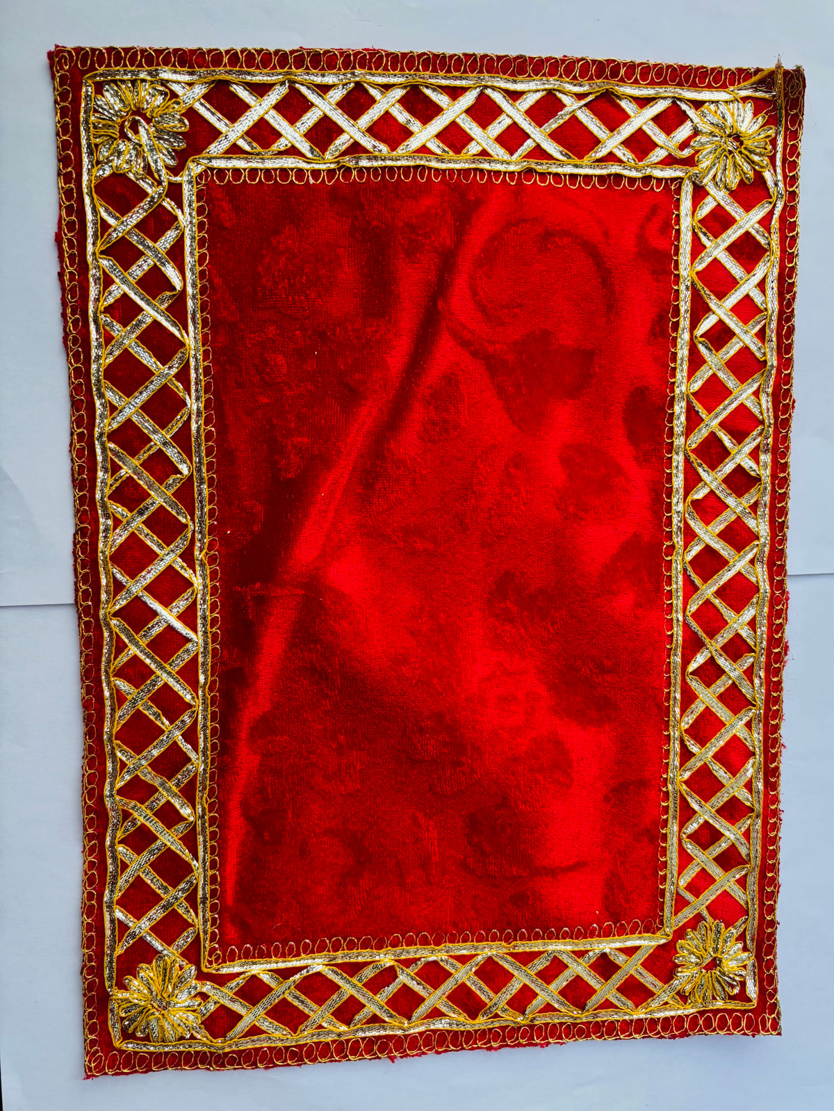 Valvet Aasan (32x24cm)