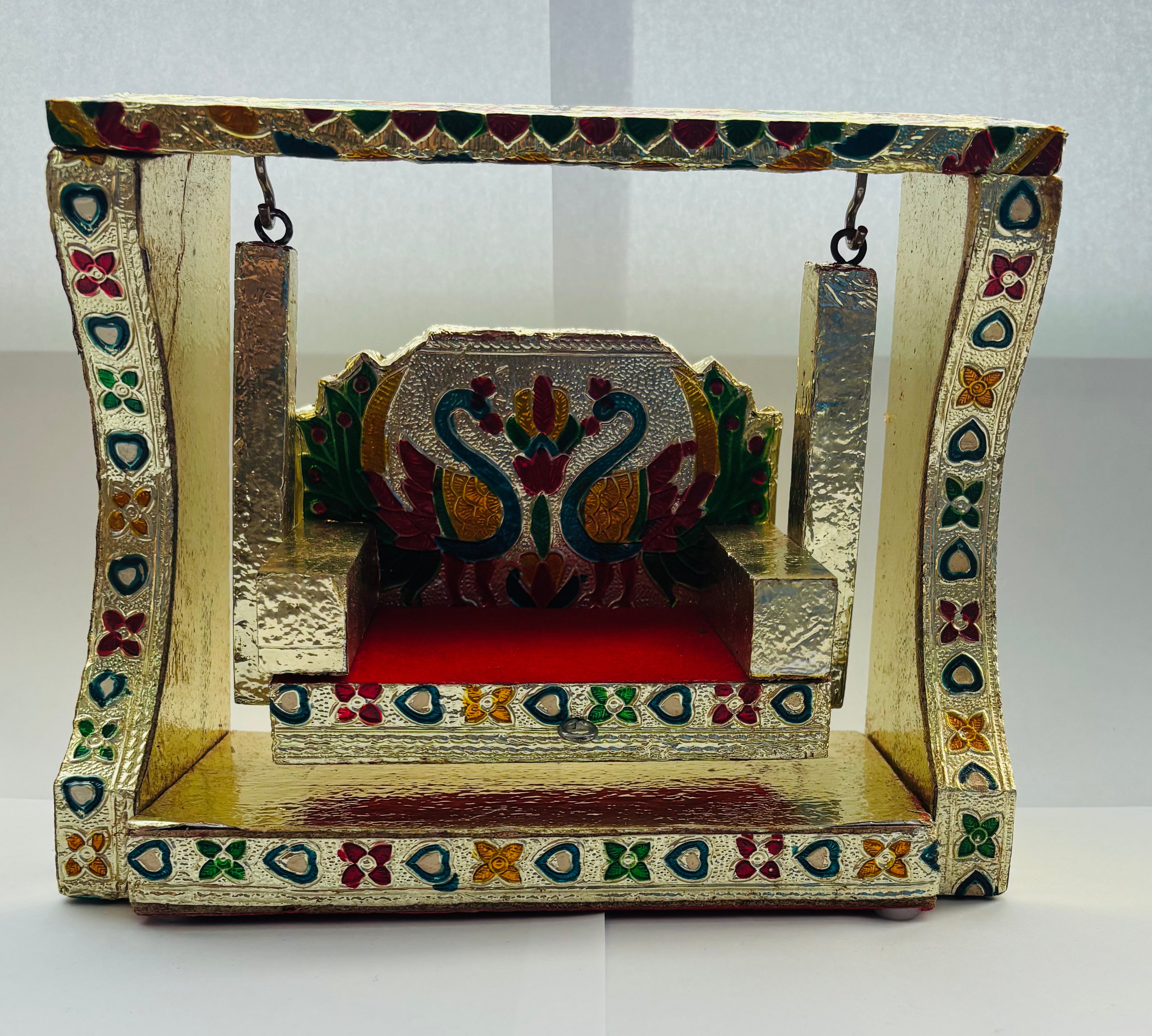 Krishna Jhoola Big (22x10x18cm)